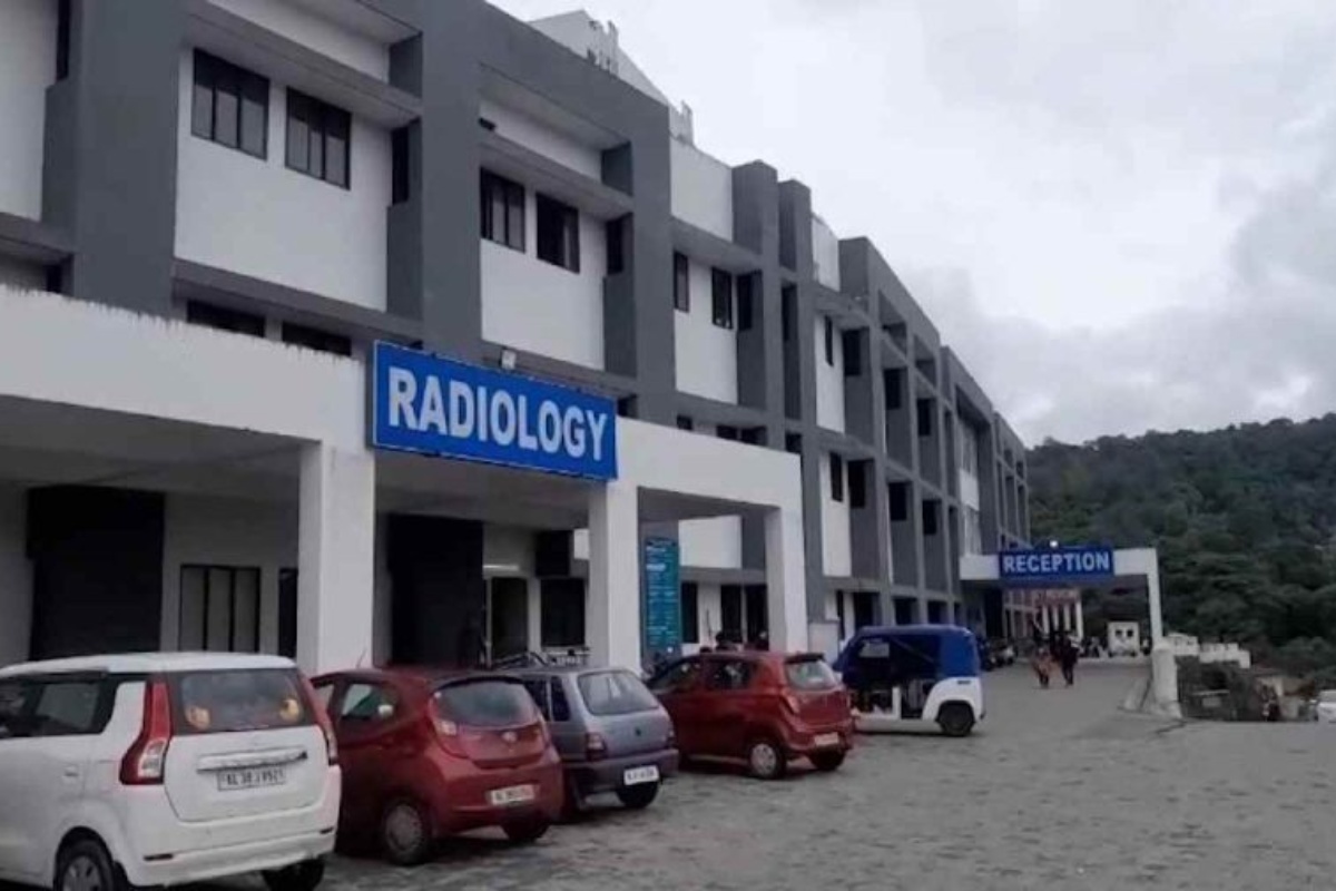 ഇടുക്കി മെഡിക്കൽ കോളജിൽ താക്കോൽധാര ശസ്ത്രക്രിയകൾക്ക് തുടക്കമായി.